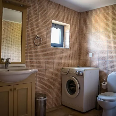 Villa Niriides Old Listing