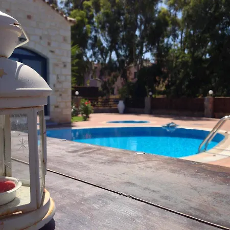 Niriides Old Listing Villa Hersonissos (Crete)